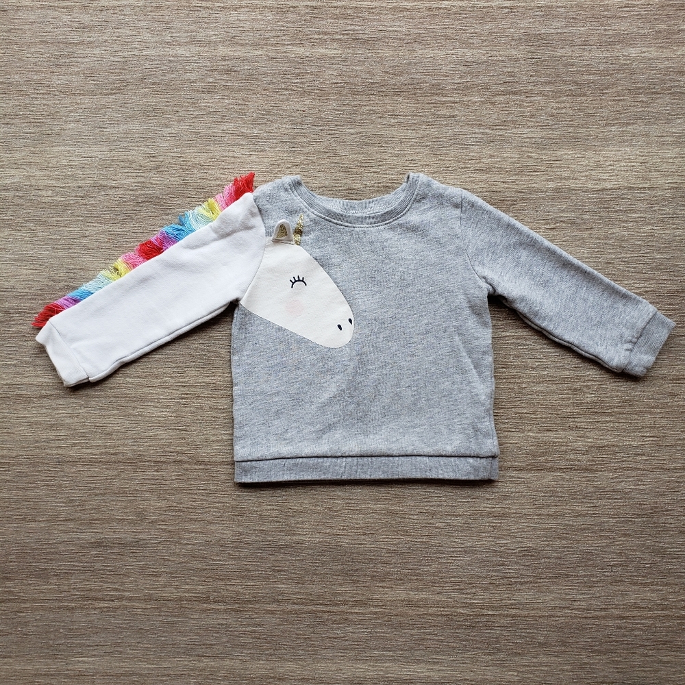 Like new Carter's Girls Unicorn Sweatshirt